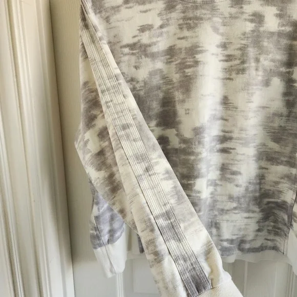 Athleta Farallon Sweatshirt 1X Inversion Gray White Tie Dye Crew Neck Pullover - Picture 7 of 11